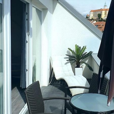 Vinum Vivat Apartment Mikulov Luaran gambar