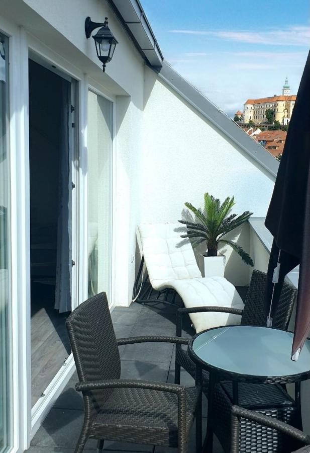 Vinum Vivat Apartment Mikulov Luaran gambar